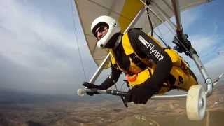 preview picture of video 'Ala Delta - Vuelos en la Muela de Alarilla - Hang Gliding'