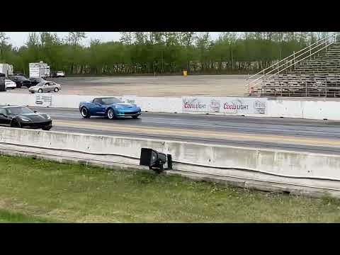 Stock C7 Z06 vs stock C6 ZR1 run 2