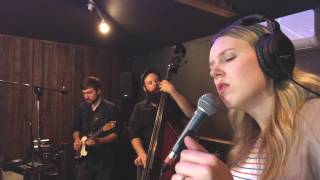 Passionfruit / Drake - Nataly Dawn / Sheriffs of Schroedingham