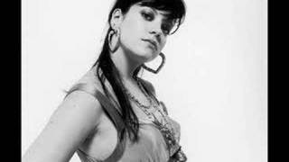 Lily Allen - Blank Expression