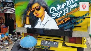 Download lagu Melukis bak truck (wanita cantik) mp3 Download lagu Melukis bak truck (wanita cantik) mp3