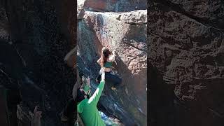 Video thumbnail of Shisha Nulera, 7a. Albarracín