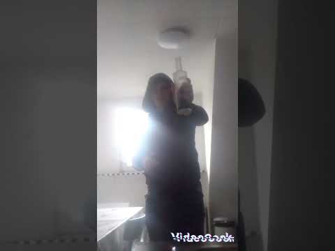 Kylie | Mc Sandro - Offizielle-Musik-Video