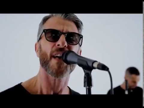 Mash Machine - Can't feel my face (Mashup)