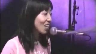 Shonen Knife - Fruits and vegetables (live US tour 1997 sub-ing/lyrics)