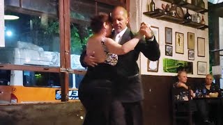 Video thumbnail for Gracias (Di Sarli) Soledad García y Frank Obregón. Milonga Petitera en Los Laureles 26nov23