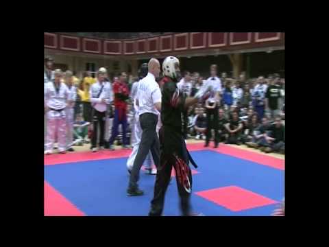 Irish Open 2011 Willie Hicks v Best fighter
