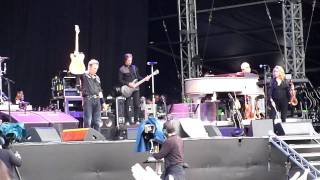 Bruce Springsteen - Racing in the Street - Hyde Park Calling