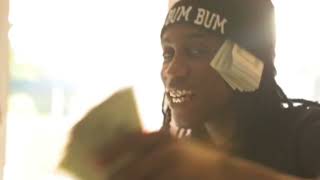 Yung Simmie - FEELIN ME PROD Yung Simmie