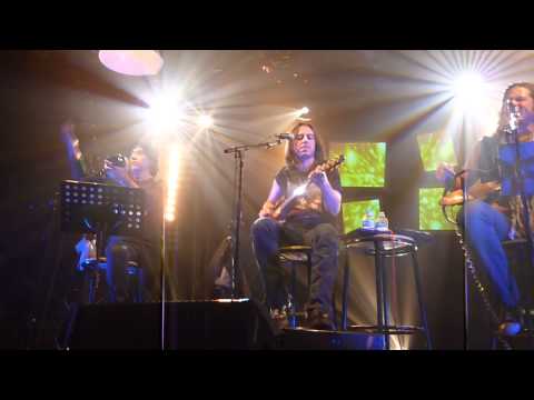 Jeff Scott Soto & Terry Ilous - Comes Down Like Rain - Paris 2015