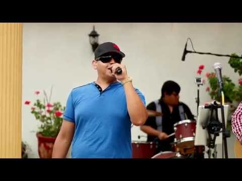 Nueva Eminencia - El Chicken Little (El Nini) (En Vivo 2015) HD
