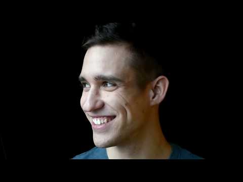 Dominik Smaruj Wizytówka aktorska w języku polskim 