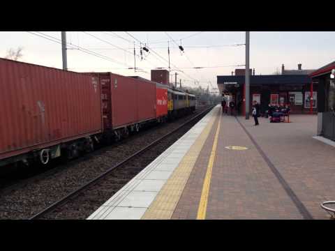 (HD) 86609+86605  pass Wigan on 4S54 30th March 2014