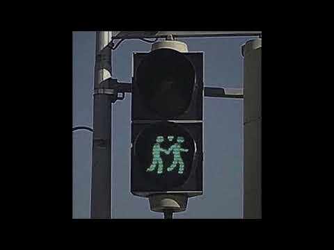 B5 x DLooijer - Rainny Day