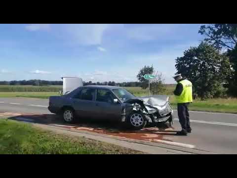 Wypadek na DK 51 koło Plęs w gminie Bartoszyce