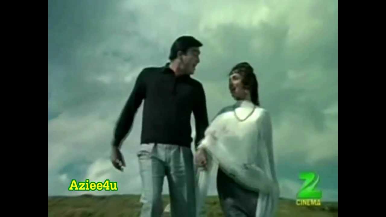 Hum Jab Simat Ke Aapki Lyrics | Waqt | Asha Bhosle, Mahendra Kapoor | Ravi