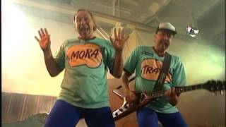 Music video thumbnail preview for Prinsessan Luktfot - Mora Träsk - Sånglekar 2 by Mora Träsk