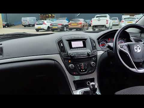 Vauxhall Insignia 2016 16 1.6 CDTi ecoFLEX SRi Euro 6 (s/s) 5dr Hatchback Grey