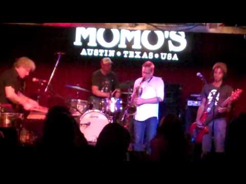Hairy Apes BMX @ Momo's - Austin, Texas - Aug. 27, 2010 (clip 1)