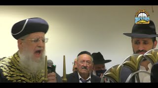 סליחות (מוסדות יחווה דעת) - התמונה מוצגת ישירות מתוך אתר האינטרנט יוטיוב. זכויות היוצרים בתמונה שייכות ליוצרה. קישור קרדיט למקור התוכן נמצא בתוך דף הסרטון