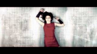 Carina Round - Down Slow - Directed by Jesse Davey