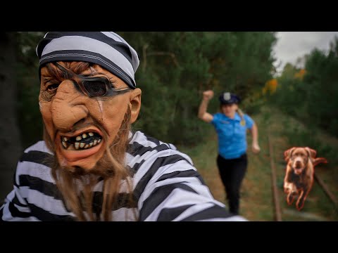 Puppy Rich and the detective save a friend / Dog Rich saves a detective