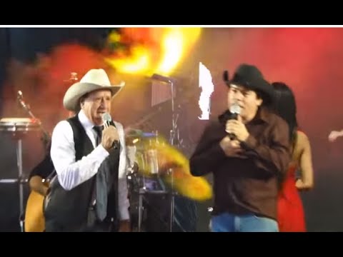 QUE DUETO CREONE E PARRERITO, ALEGRIA NO PALCO, XONADÃO NA SANFONA ARREPIA - Ficou a saudade, a dor.