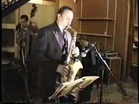 Peter KING plays  the GRAFTON sax of CHARLIE PARKER