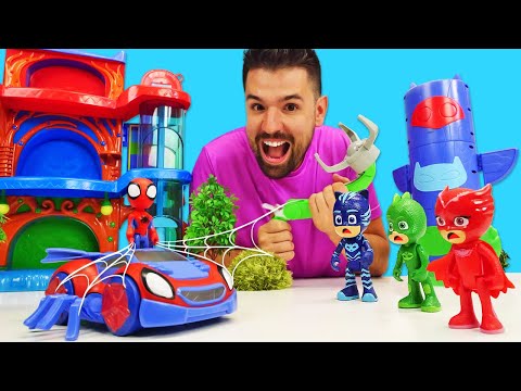 Spiderman aiuta i Super Pigiamini. Video per bambini. Giocattoli per bambini