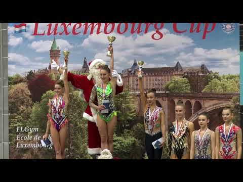 Awarding ceremony gymnasts Senior FIG