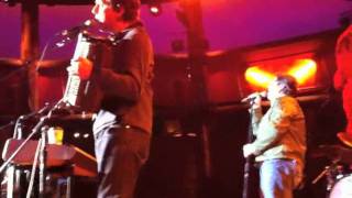 TMBG Kiss Me, Son of God Wolf&#39;s Den Mohegan Sun 11.25.2011