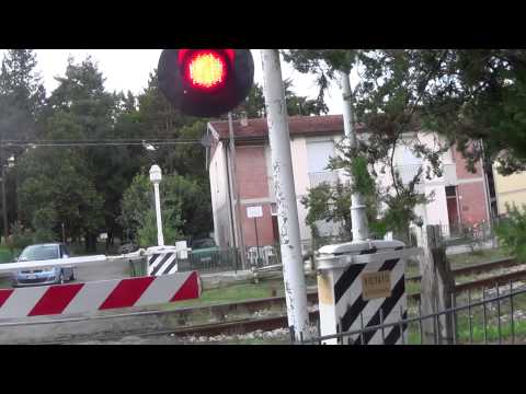 Passaggio a livello di via Stazione - San Martino in Gattara (RA) / Level Crossing / Paso a nivel