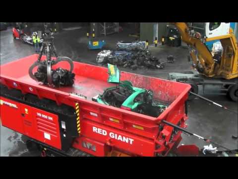 A cars worst nightmare   Maszyna do mielenia samochodów