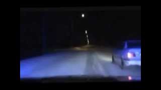 preview picture of video 'Police chase on an icy road 2013. Policyjny pościg za BMW2013'