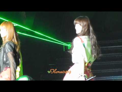 111126 f(x) MO.A 2011 in Kaohsiung - LA chA TA