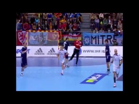 Federico Gastón Fernández Left Back, Left Wing and Defend