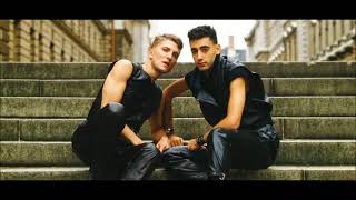 Music video thumbnail preview for DAF – \ by Deutsch Amerikanische Freundschaft