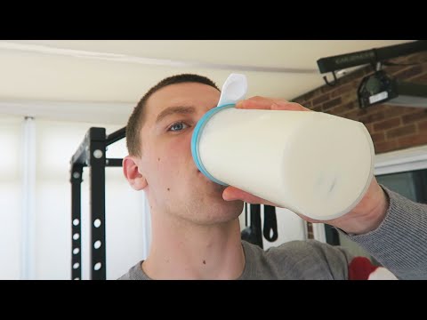Drinking Milk For Muscle Gain (GOMAD)