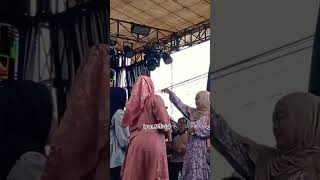 Download lagu KIRA KIRA TASYA ROSMALA NYANYI APA NIH...? #shortvideo #tasyarosmala #shorts #short #dangdut #fypシ mp3 Download lagu KIRA KIRA TASYA ROSMALA NYANYI APA NIH...? #shortvideo #tasyarosmala #shorts #short #dangdut #fypシ mp3