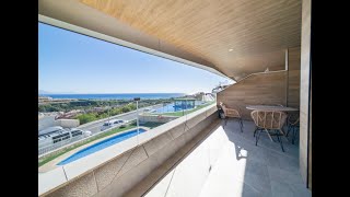 Digital viewing in Gran Alacant - CD4873