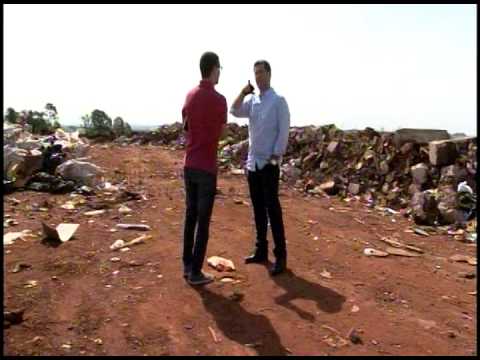 Secretária Municipal do Meio Ambiente acompanha trabalhos na área de transbordo de materiais de co