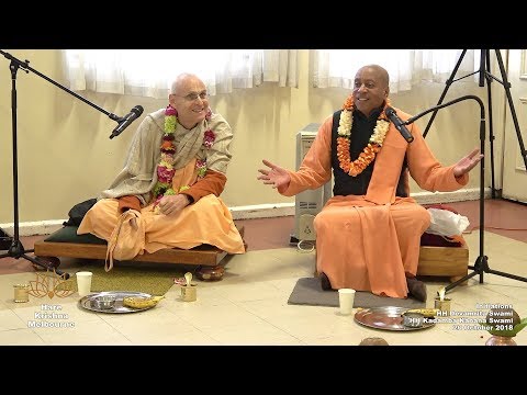 Devotee Initiations - HH Devamrita Swami and HH Kadamba Kanana Swami