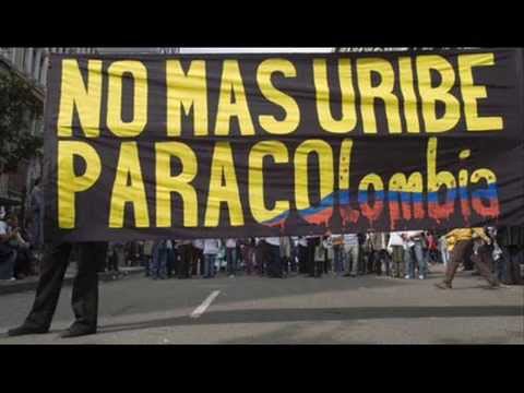 Viva la tierra paramilitar con Uribe y Zuluaga