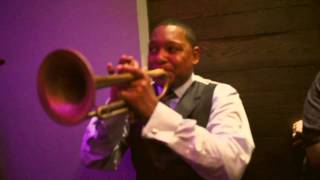 Wynton Marsalis plays an intimate club in Jacksonville Florida