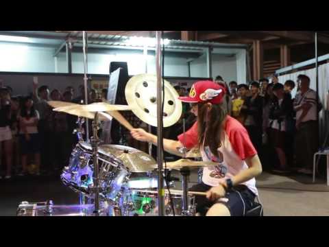 S White Drum Cover Boys Like Girl - Love Drunk