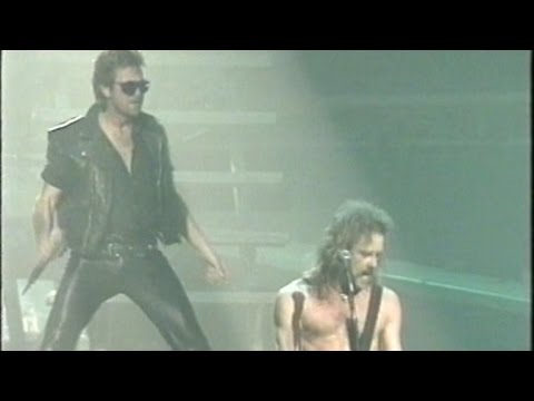 Metallica feat. Animal - Live Debut of 'So What' at Wembley Arena (1992)