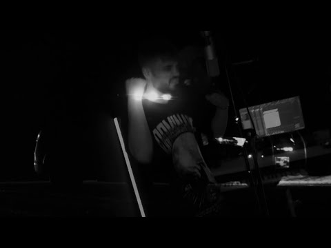 Laur Tys - Sa Vina Politia 🚔 | Official Music Video