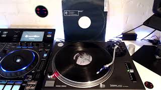 Deetron - Outerworld