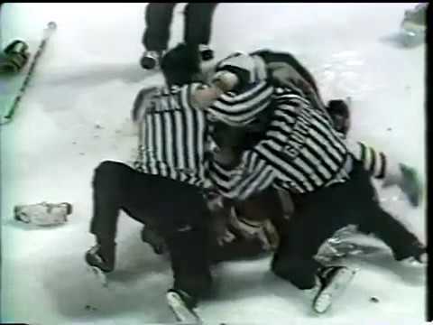 Chicago Blackhawks vs Calgary Flames Brawl 1989