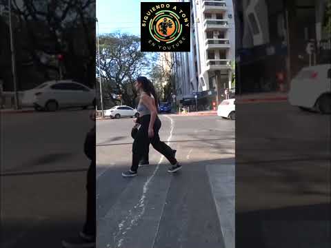 Strida lt. vuelta en bicicleta por la ciudad de Córdoba Argentina.